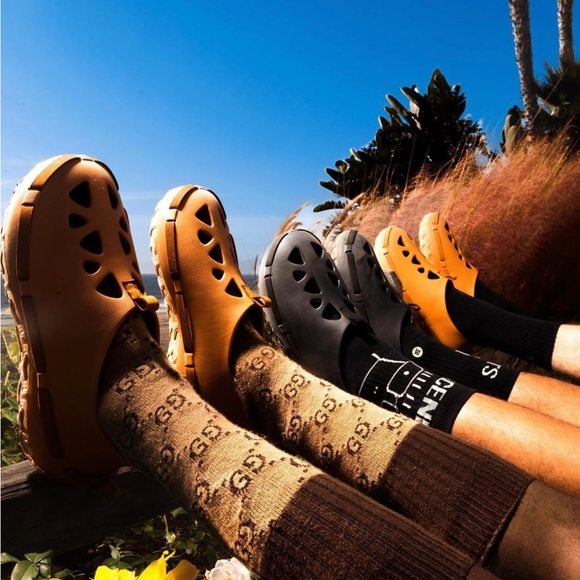 FCTRY Lab man mocks rubber shoes - Picture 2 of 8